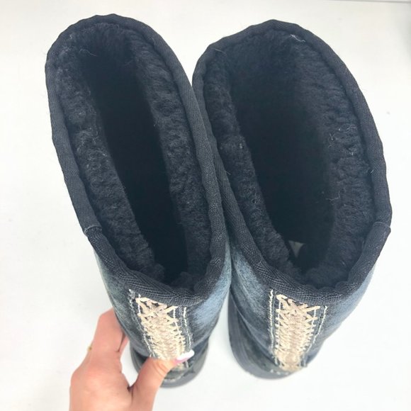 Ugg Classic Tall II Tasman Braid Boots, Black, Women's 5, Braid Back Sheepskin - Picture 8 of 14